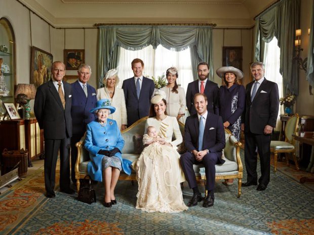 Hoàng gia Anh chính thức công bố ảnh con thứ 3 của William - Ảnh 9.