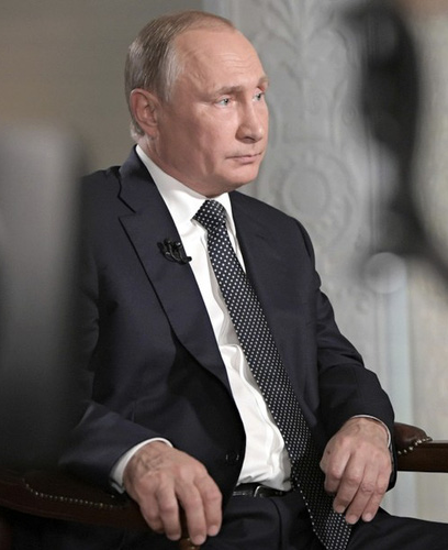 Cuộc phỏng vấn căng thẳng: TT Putin nói về chuyện thôn tính Crimea, tên lửa vô địch mới của Nga - Ảnh 2.