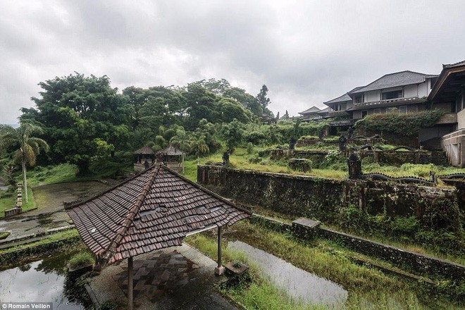 Khách sạn bỏ hoang bí ẩn trên đảo Bali: Hoàn hảo từ kiến trúc đến vị thế nhưng không bao giờ mở cửa - Ảnh 15.