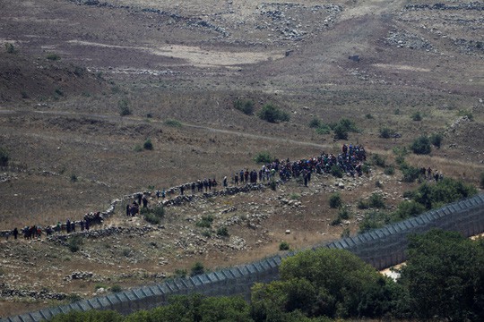 Israel khuyến cáo thường dân Syria tránh xa biên giới - Ảnh 3.