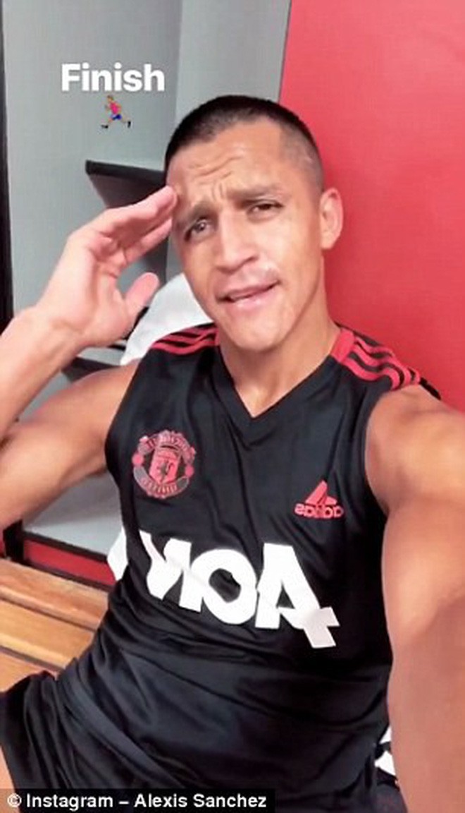 Toàn đội Man Utd sang Mỹ du đấu, riêng Alexis Sanchez ở lại Anh một mình - Ảnh 7.