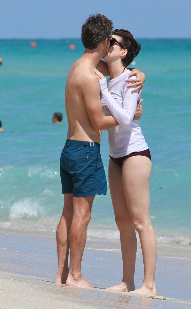 Anne Hathaway: Husband looks exactly like William Shakespeare and a dreamlike marriage in Hollywood - Photo 8.