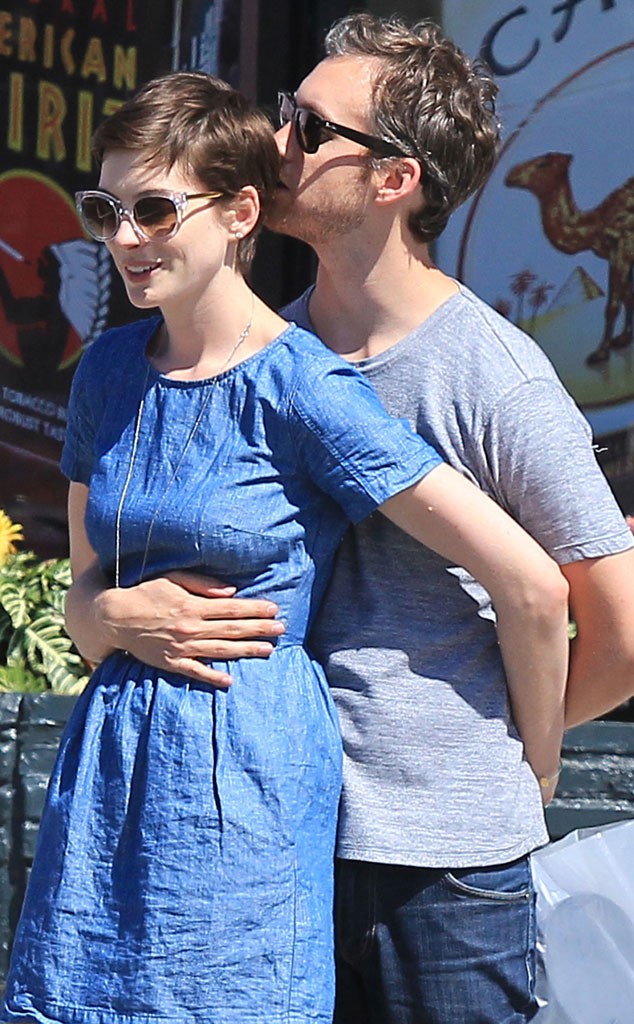 Anne Hathaway: Husband looks exactly like William Shakespeare and a dreamlike marriage in Hollywood - Photo 9.