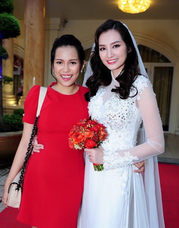 4 cô em gái xinh đẹp của các nàng Hoa hậu Việt: Người kín tiếng với cuộc sống gia đình, người giàu có, kém duyên với cuộc thi nhan sắc - Ảnh 25.