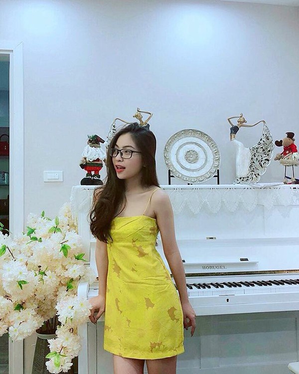Nhan sắc xinh đẹp và tham vọng vào showbiz của bạn gái Quang Hải U23 - Ảnh 7.