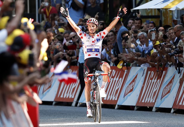 Kinh hoàng khoảnh khắc tay đua người Bỉ lao xuống vực tại Tour de France 2018 - Ảnh 6.