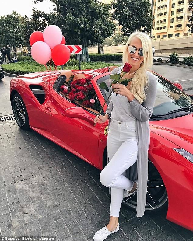 Cuộc sống của chân dài Hội nhà giàu Dubai: Xa hoa, nhiều siêu xe vây quanh nhất Dubai - Ảnh 14.