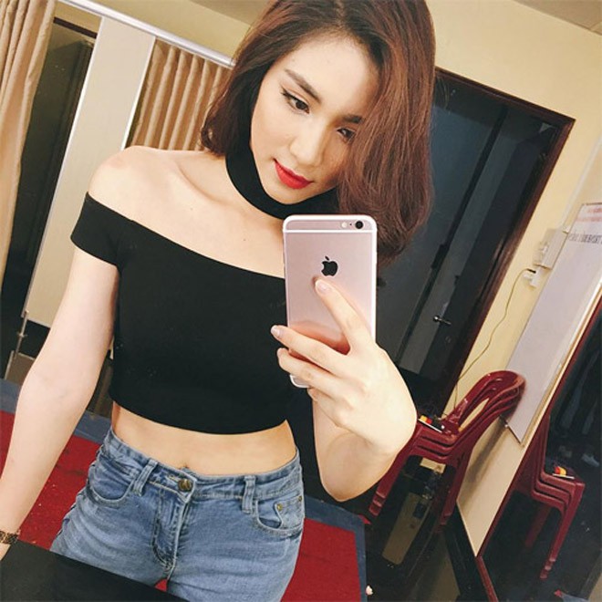  Hòa Minzy đã trở nên nóng bỏng nhất nhì showbiz Việt - Ảnh 2.