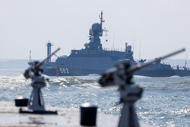 Chiến hạm, tàu ngầm trên khắp nước Nga ùn ùn ra khơi phô diễn uy lực vượt trội - Ảnh 7.