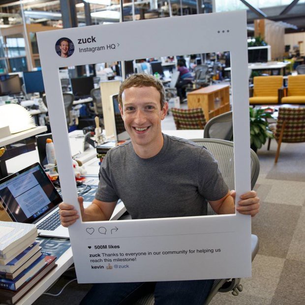 Hoá ra đây là lý do Mark Zuckerberg dán băng dính lên máy tính và bạn nhất định nên làm theo - Ảnh 1.