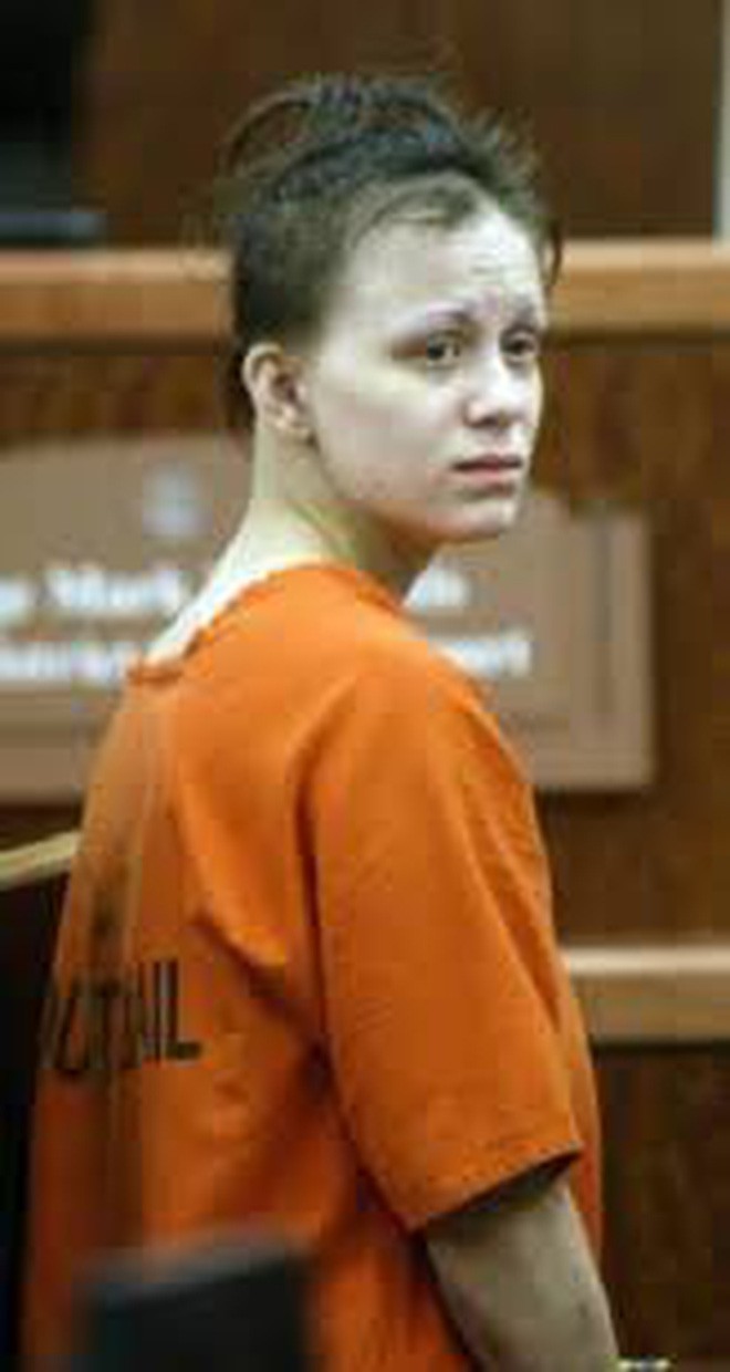 Vụ án nữ sát thủ tuổi teen giết 2 người bạn thân từng giúp mình lột xác thành hot girl nổi tiếng - Ảnh 8.