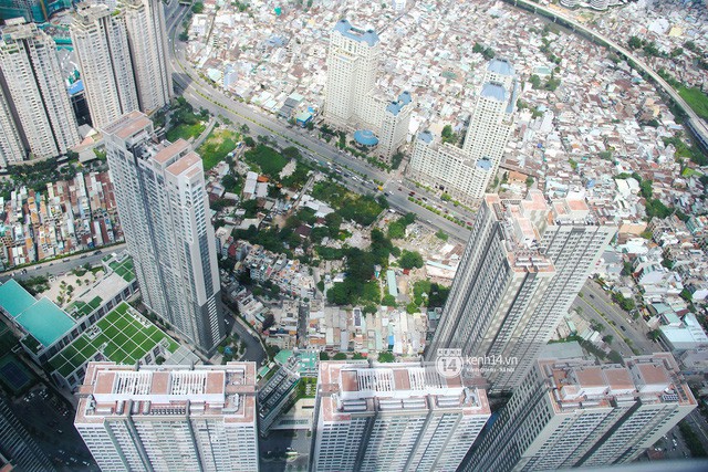 Chùm ảnh: Đứng ở tầng cao nhất Landmark 81, nhìn toàn cảnh Sài Gòn đẹp và bình yên đến thế! - Ảnh 10.