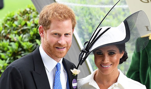 Bố Meghan khiến Hoàng gia Anh nổi giận khi đưa ra phát ngôn nhạy cảm: Công nương Diana không hoàn hảo - Ảnh 2.