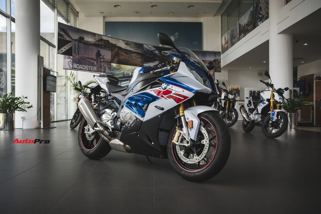 Rẻ hơn cả trăm triệu đồng, BMW S1000RR dưới thời THACO có gì khác biệt? - Ảnh 6.