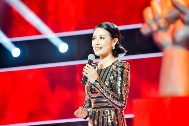 Nhan sắc đời thường xinh như hoa của dàn BTV và MC lọt vào đề cử VTV Award 2018 - Ảnh 1.