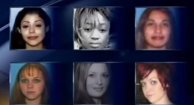 Vụ thảm sát bí ẩn West Mesa: Nhiều mẩu xương được phát hiện gần khu mộ của 11 phụ nữ bị sát hại, cảnh sát nghi ngờ còn nhiều nạn nhân khác chưa được tìm thấy - Ảnh 4.