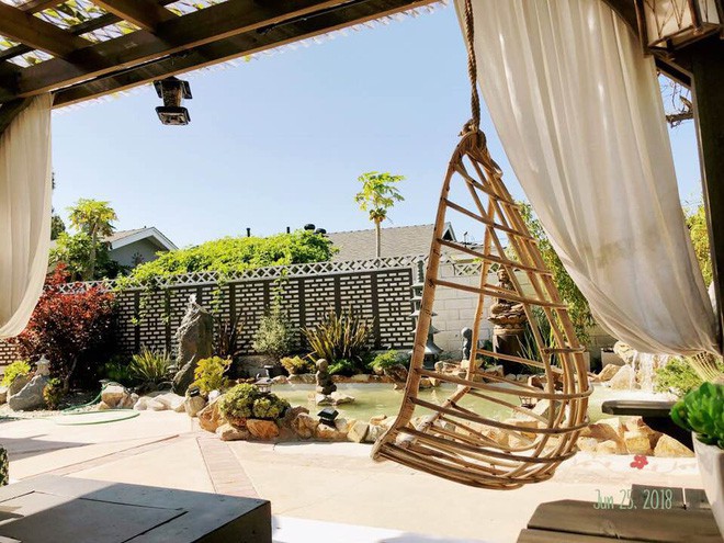 Ca sĩ Hồng Nhung khoe biệt thự triệu đô cùng sân vườn xanh mát cây cối ở Mỹ - Ảnh 20. Ca sĩ Hồng Nhung khoe biệt thự triệu đô cùng sân vườn xanh mát cây cối ở Mỹ - Ảnh 20.