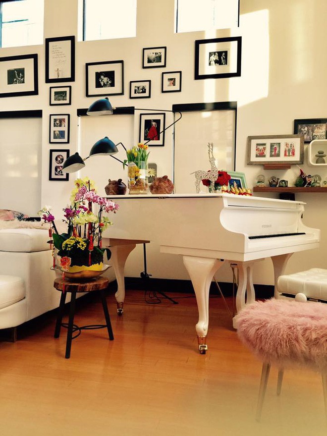 Ca sĩ Hồng Nhung khoe biệt thự triệu đô cùng sân vườn xanh mát cây cối ở Mỹ - Ảnh 6. Ca sĩ Hồng Nhung khoe biệt thự triệu đô cùng sân vườn xanh mát cây cối ở Mỹ - Ảnh 6.