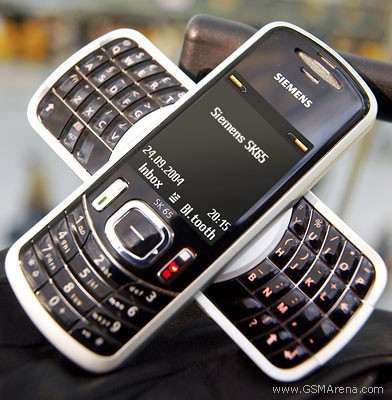 Từ thời đập đá cho đến kỷ nguyên smartphone, phong cách thiết kế điện thoại độc lạ vẫn còn đấy thôi! - Ảnh 7.