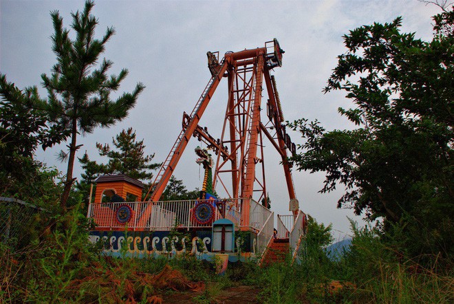 Công viên giải trí bỏ hoang ở Hàn Quốc: Đóng cửa sau 2 tai nạn chết người, hiện trường thảm khốc vẫn nguyên vẹn đến hôm nay - Ảnh 11.