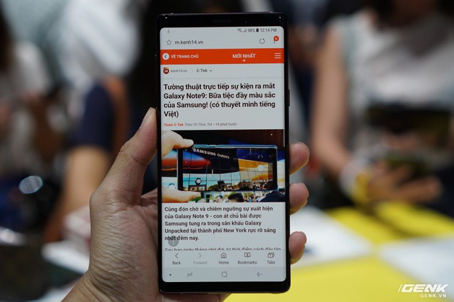 Ảnh thực tế Galaxy Note9 vừa mới ra mắt: Có những gì đỉnh hơn người tiền nhiệm Note8? - Ảnh 1.