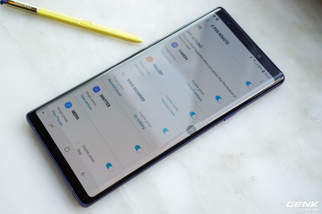 Mở hộp Galaxy Note9: Chiếc Galaxy Note mạnh mẽ nhất từ trước đến nay - Ảnh 16.