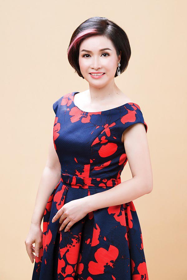 Thông tin hiếm hoi về ông xã của Hoa hậu Việt Nam đầu tiên - Ảnh 7.