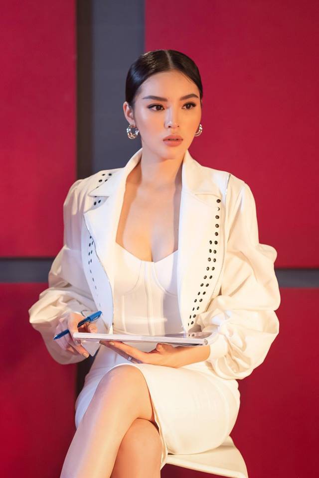 Hết Hương Giang lại đến Kỳ Duyên lên tiếng vì bị chê giám khảo còn thua thí sinh tại Siêu mẫu Việt Nam 2018 - Ảnh 2.