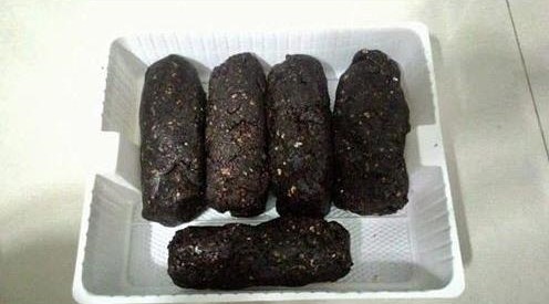 Lần đầu được bà xã trổ tài làm bánh cho ăn, anh chồng trẻ đứng hình khi chiêm ngưỡng thành quả - Ảnh 7.