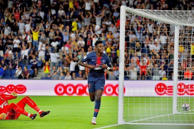 Ghi bàn cho PSG, con trai George Weah đe dọa vị trí của Neymar - Ảnh 1.