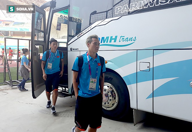 HLV Park Hang-seo căng thẳng trước trận đấu đầu tiên của U23 Việt Nam ở Asiad - Ảnh 1.