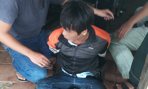 Lời khai của nghi phạm sát hại 3 người trong gia đình ở Tiền Giang - Ảnh 1.