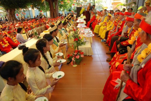 Nguồn gốc, ý nghĩa và cách báo hiếu trong ngày lễ Vu Lan - Ảnh 2.