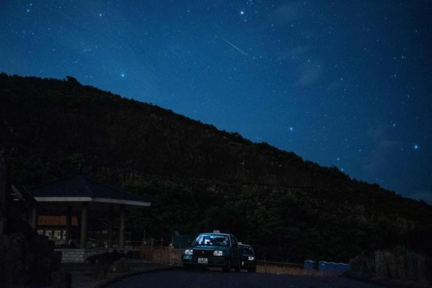 Mưa sao băng Perseid đẹp tuyệt vời trên bầu trời đêm - Ảnh 7.
