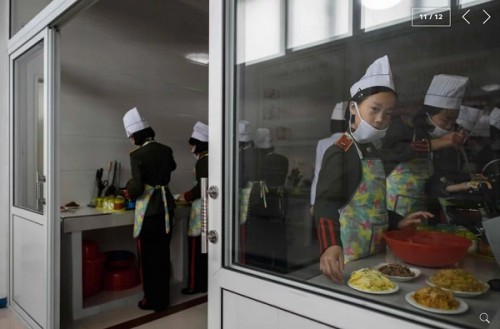 Chùm ảnh trường nam sinh tinh hoa của Triều Tiên khiến cả thế giới ngạc nhiên - Ảnh 10.
