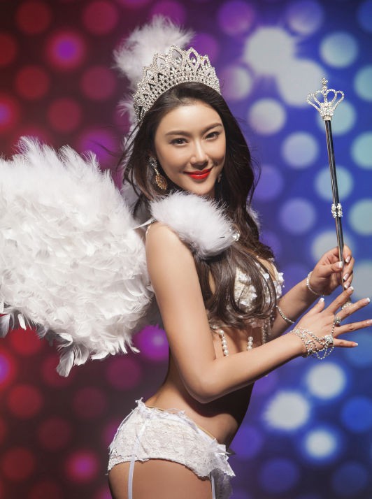 Hoa hậu tai tiếng bậc nhất Trung Quốc: Làm kẻ thứ ba, bỏ rơi bạn trai Hư Trúc lúc hoạn nạn - Ảnh 3.
