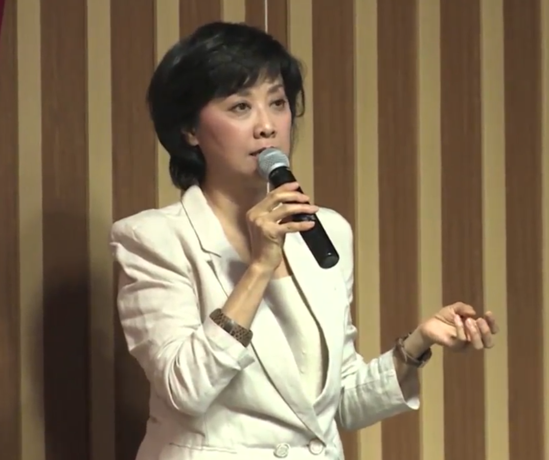 Nữ Vương của Tây Du Ký: Cuộc tình đẫm lệ với Đường Tăng và cuộc sống bí ẩn ở tuổi 66 - Ảnh 10. Nữ Vương của Tây Du Ký: Cuộc tình đẫm lệ với Đường Tăng và cuộc sống bí ẩn ở tuổi 66 - Ảnh 10.