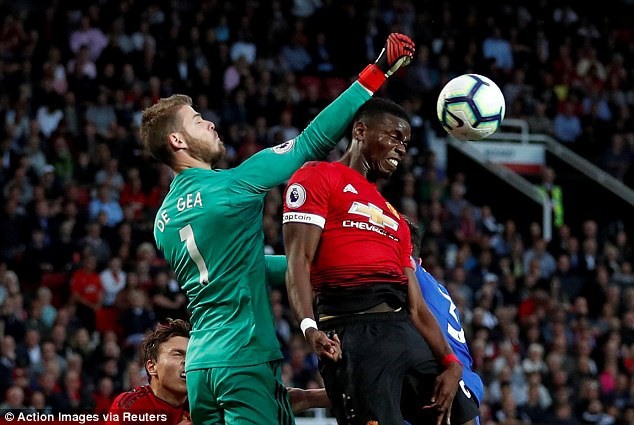 De Gea nên tự buộc mình vào cột gôn ở Old Trafford - Ảnh 3.