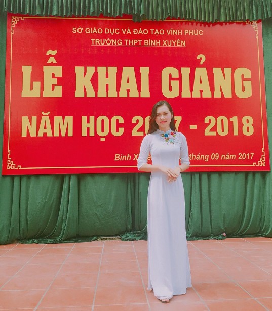 Cô giáo tiếng Anh khiến học trò không ngừng khen ngợi, chia sẻ ảnh lên mạng xã hội - Ảnh 5.