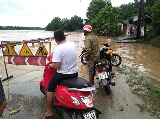 Toàn cảnh mưa lũ tại Nghệ An nhìn từ trên cao - Ảnh 6.