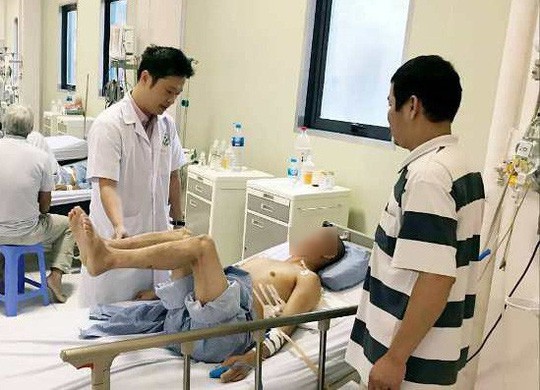 Người đàn ông “sống khoẻ” dù chiếc đinh 12 cm xuyên qua phổi, tuỷ - Ảnh 1.