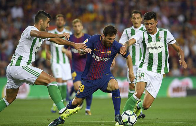 Messi và đồng đội suýt bị khủng bố sát hại - Ảnh 1.