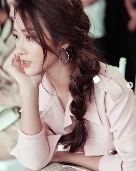 Điểm danh 5 hotgirl Việt thuộc CLB triệu followers trên Instagram - Ảnh 16.