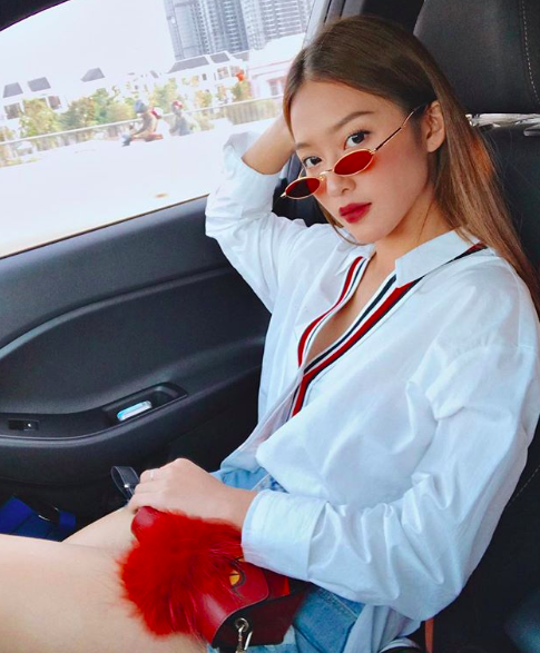 Điểm danh 5 hotgirl Việt thuộc CLB triệu followers trên Instagram - Ảnh 19.