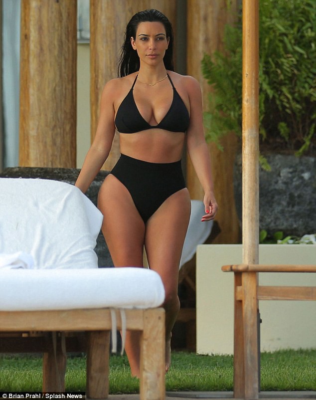 Nhìn body chuẩn đồng hồ cát của Kim Kardashian hiện giờ, bảo đảm bạn sẽ có thêm động lực giảm cân! - Ảnh 6.