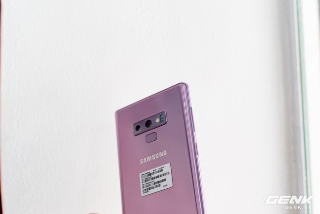 Trên tay Samsung Galaxy Note9 Lavender Purple bản đặc biệt chỉ bán tại Hàn Quốc: màu tím thời thượng tặng kèm 2 bút S-Pen - Ảnh 7.