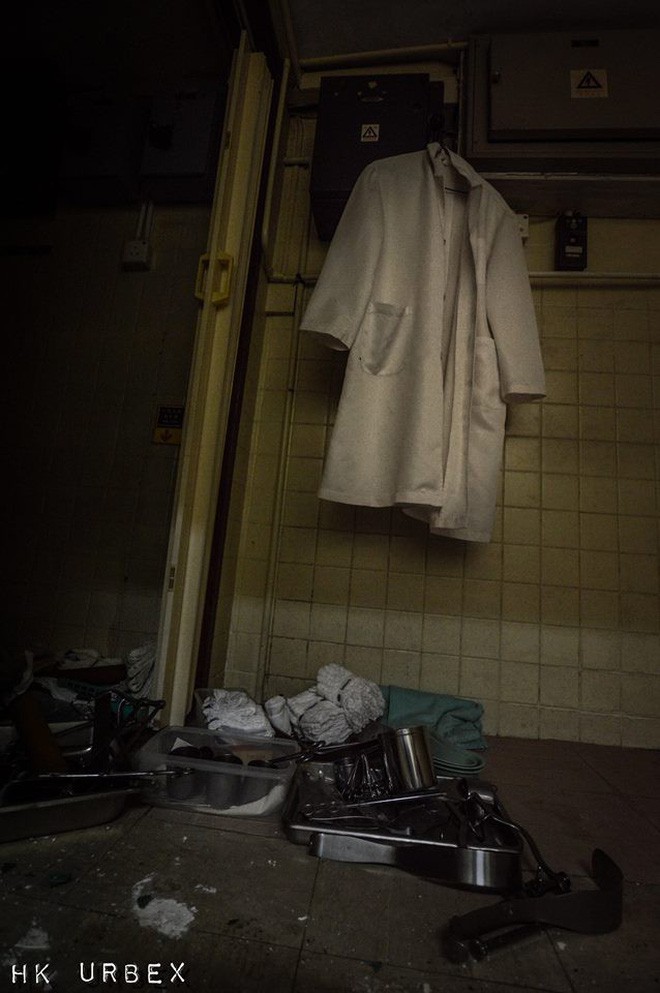 Khung cảnh rùng rợn của bệnh viện bị bỏ hoang tại Hong Kong, nơi từng thực hiện 6000 ca nạo phá thai mỗi năm - Ảnh 3.