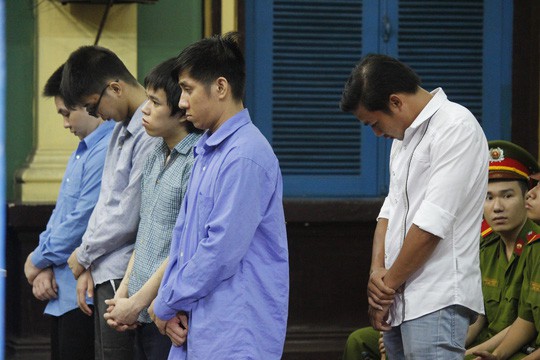 Đề nghị truy tố cựu thượng úy CSGT gọi giang hồ đánh chết người vi phạm ở Sài Gòn - Ảnh 1.