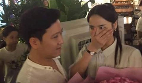 Trong 3 năm yêu nhau, Trường Giang tặng những món quà gì cho Nhã Phương? - Ảnh 2.