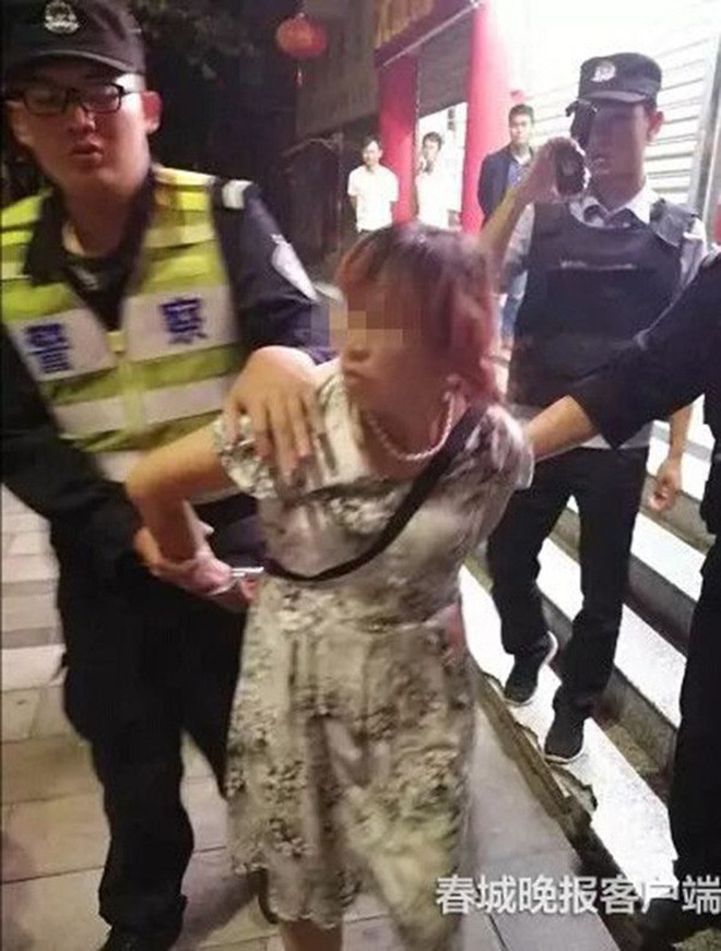 Trung Quốc: Bé gái 5 tuổi bị thay đổi toàn bộ trang phục và cạo trọc đầu sau 9 tiếng mất tích - Ảnh 2.